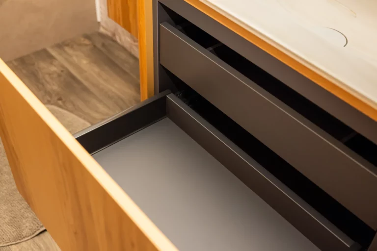 Inova Elanor 80 cm - geopende lade